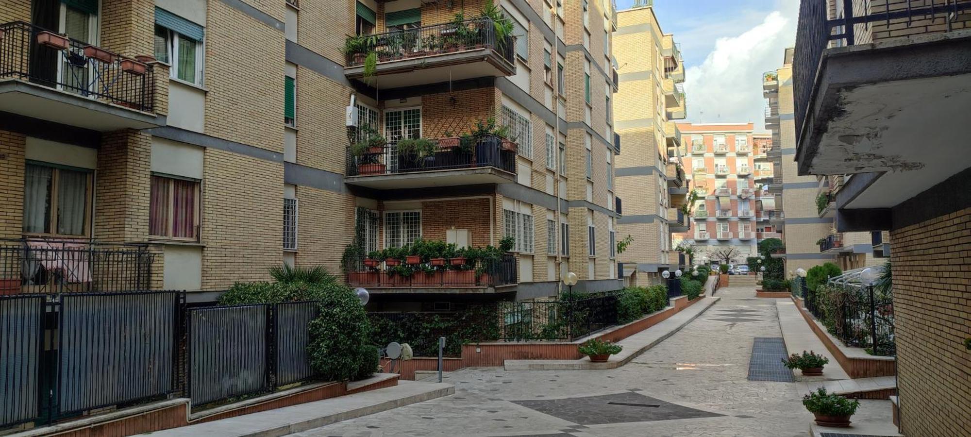 Tra Le Antiche Mura E Garbatella Apartment *
